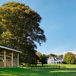 Hotel Mount Falcon Estate