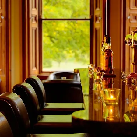 מלון Mount Falcon Estate