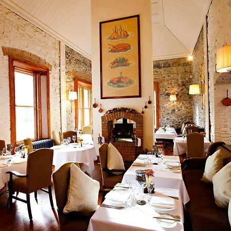 Mount Falcon Estate Ξενοδοχείο 4*