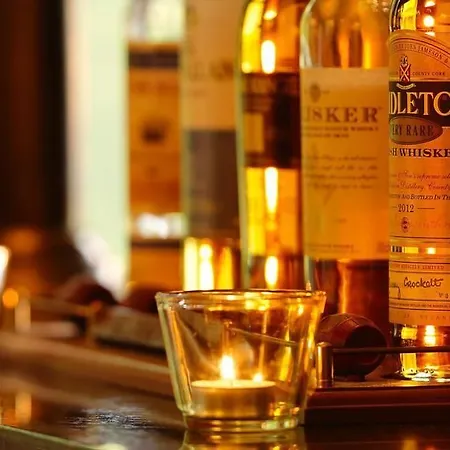 Mount Falcon Estate מלון 4*