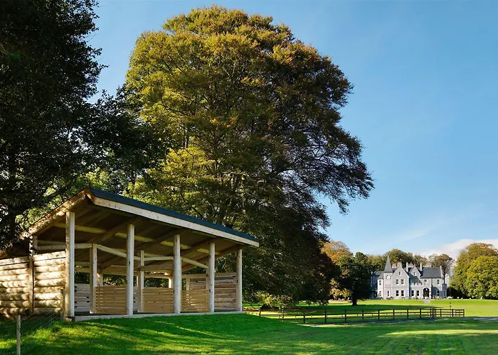 Mount Falcon Estate מלון 4*