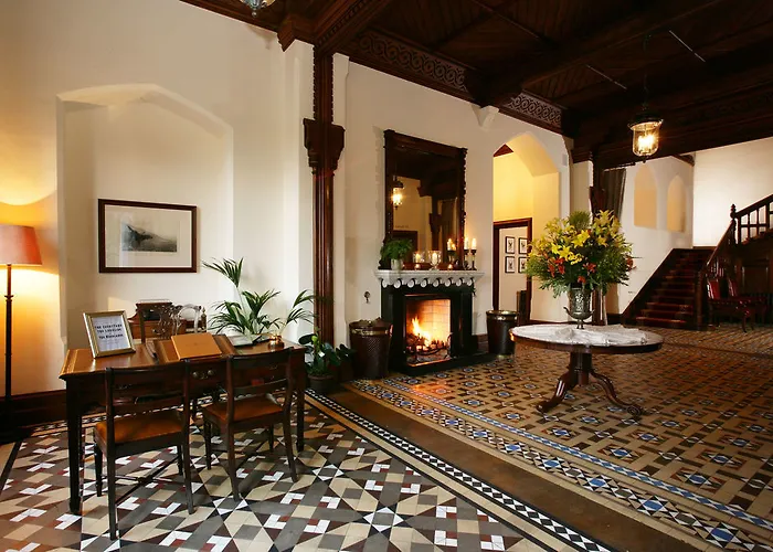 Mount Falcon Estate מלון 4*