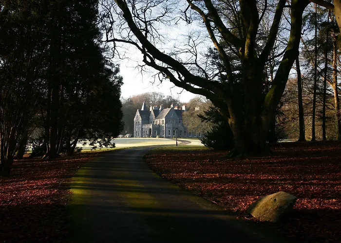 מלון Mount Falcon Estate בלינה