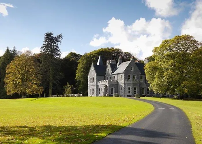 Mount Falcon Estate מלון