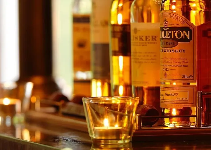 Mount Falcon Estate מלון 4*