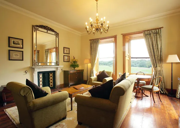 מלון Mount Falcon Estate בלינה